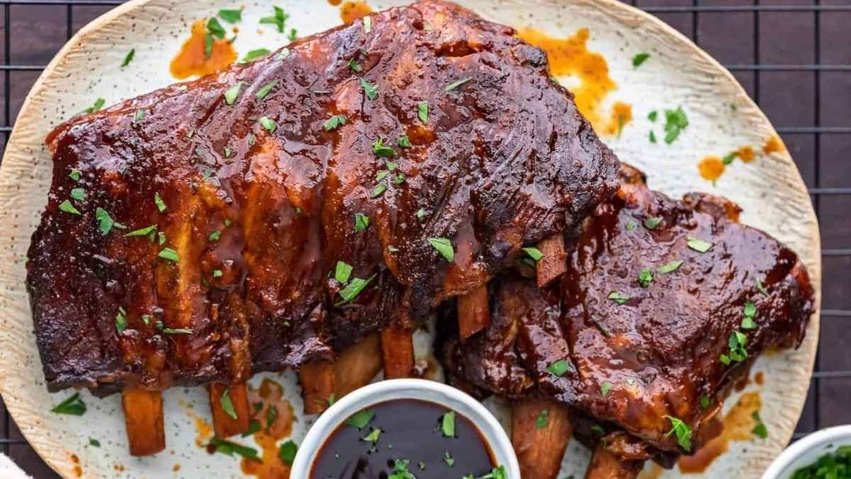 Ribs with dip on the side.