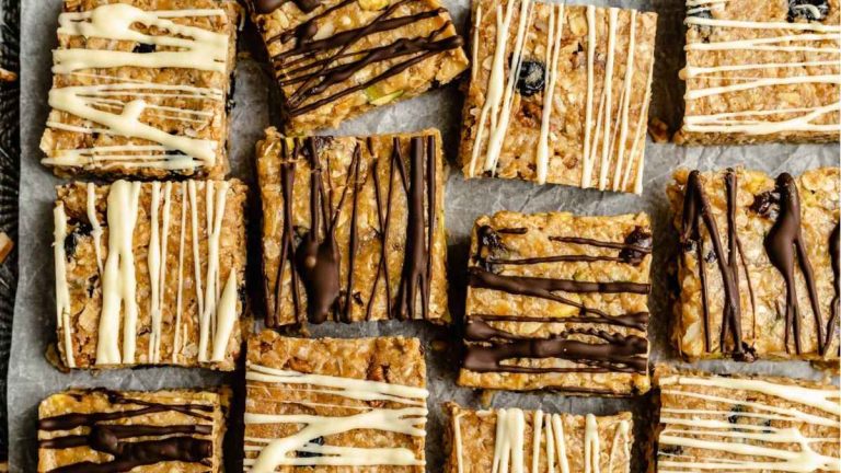 Healthy no bake granola bars.