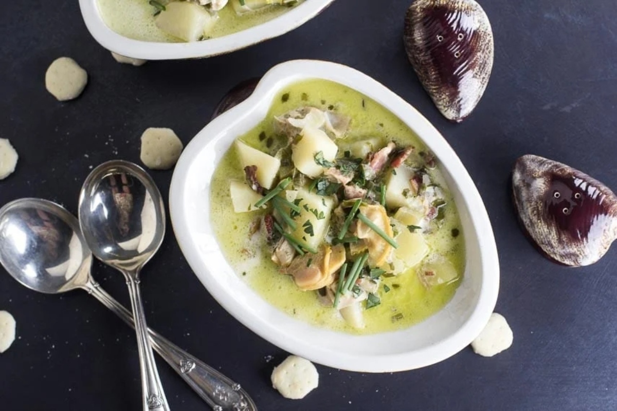 Two bowls of clam chowder.