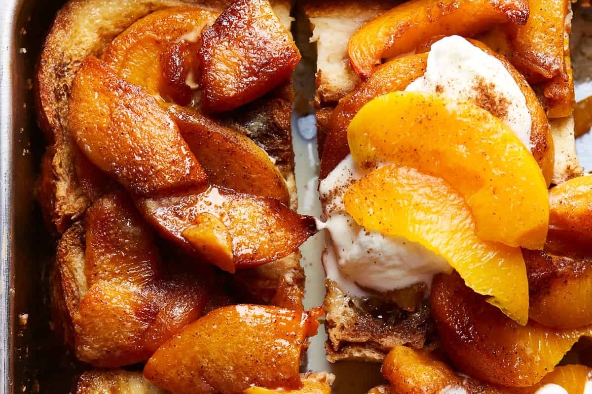 French toast with peaches.