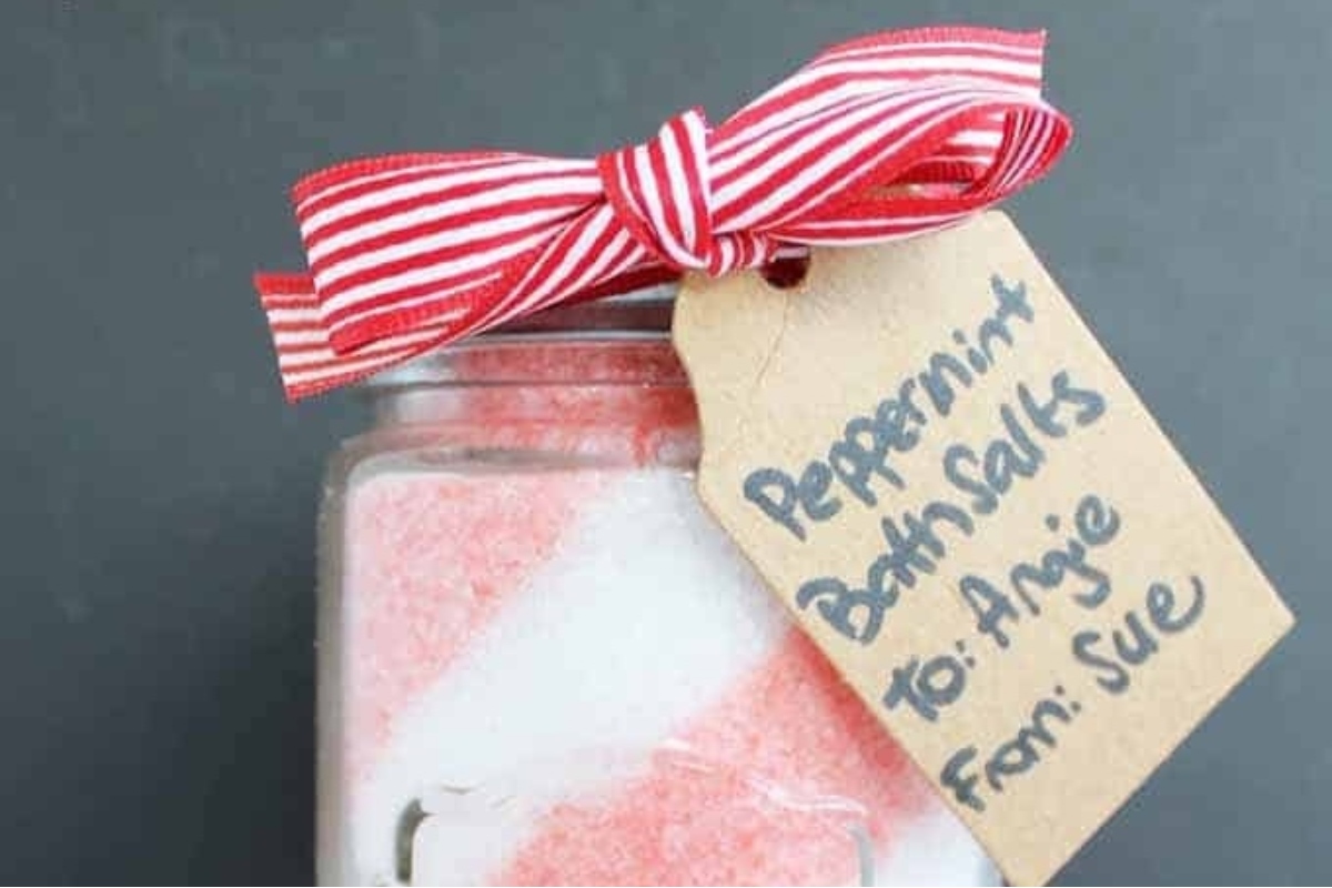 Peppermint bath salts in a gift jar with a tag.