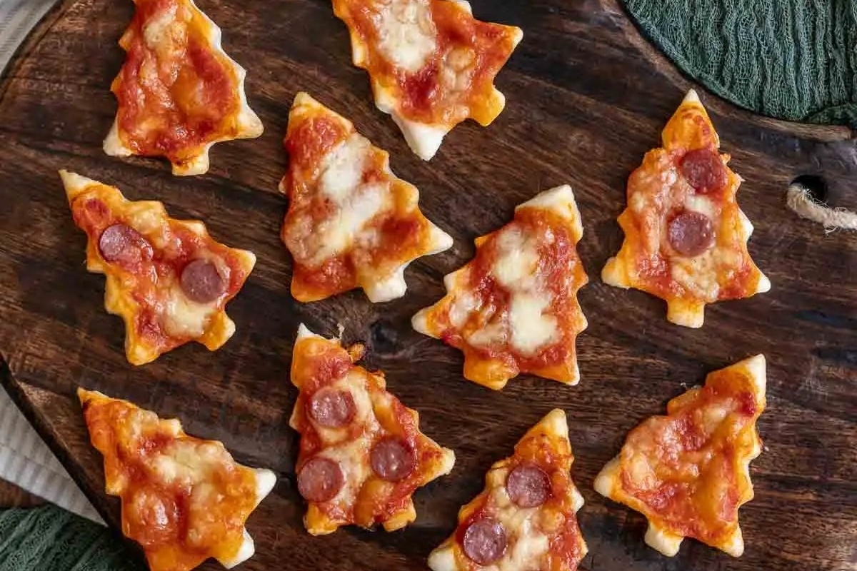 Puff Pastry Christmas Tree Pizza Bites