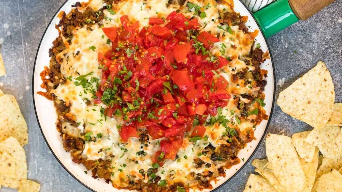 Queso fundido in a pan.