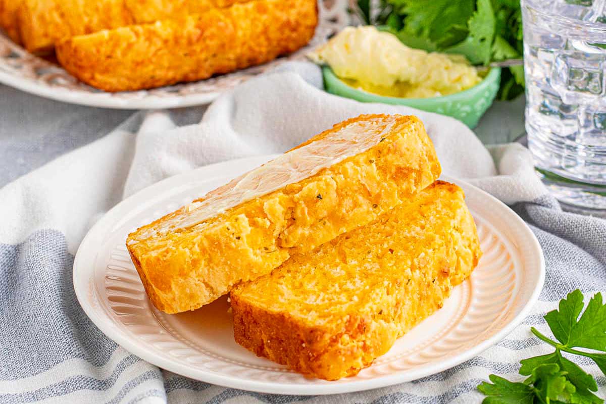 A traditional Italian appetizer consists of two slices of bread served on a plate.
