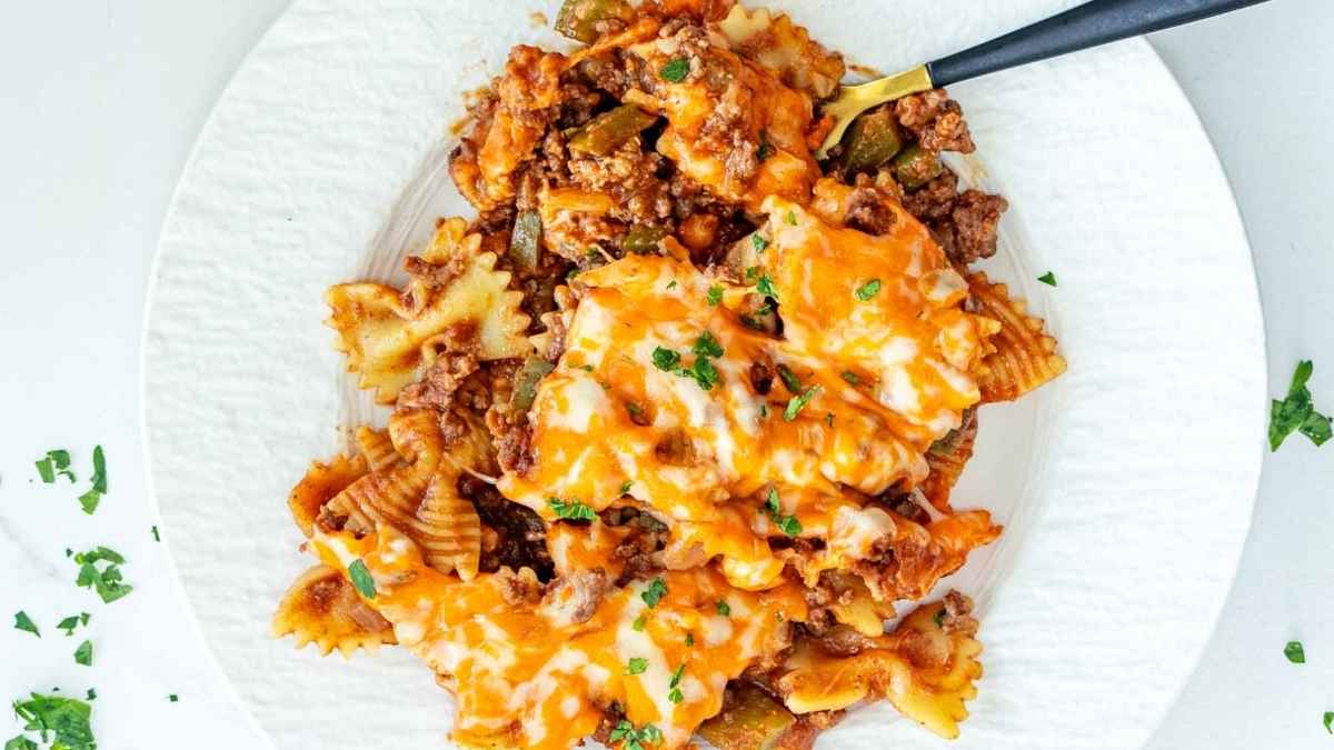 Sloppy joe on a plate.