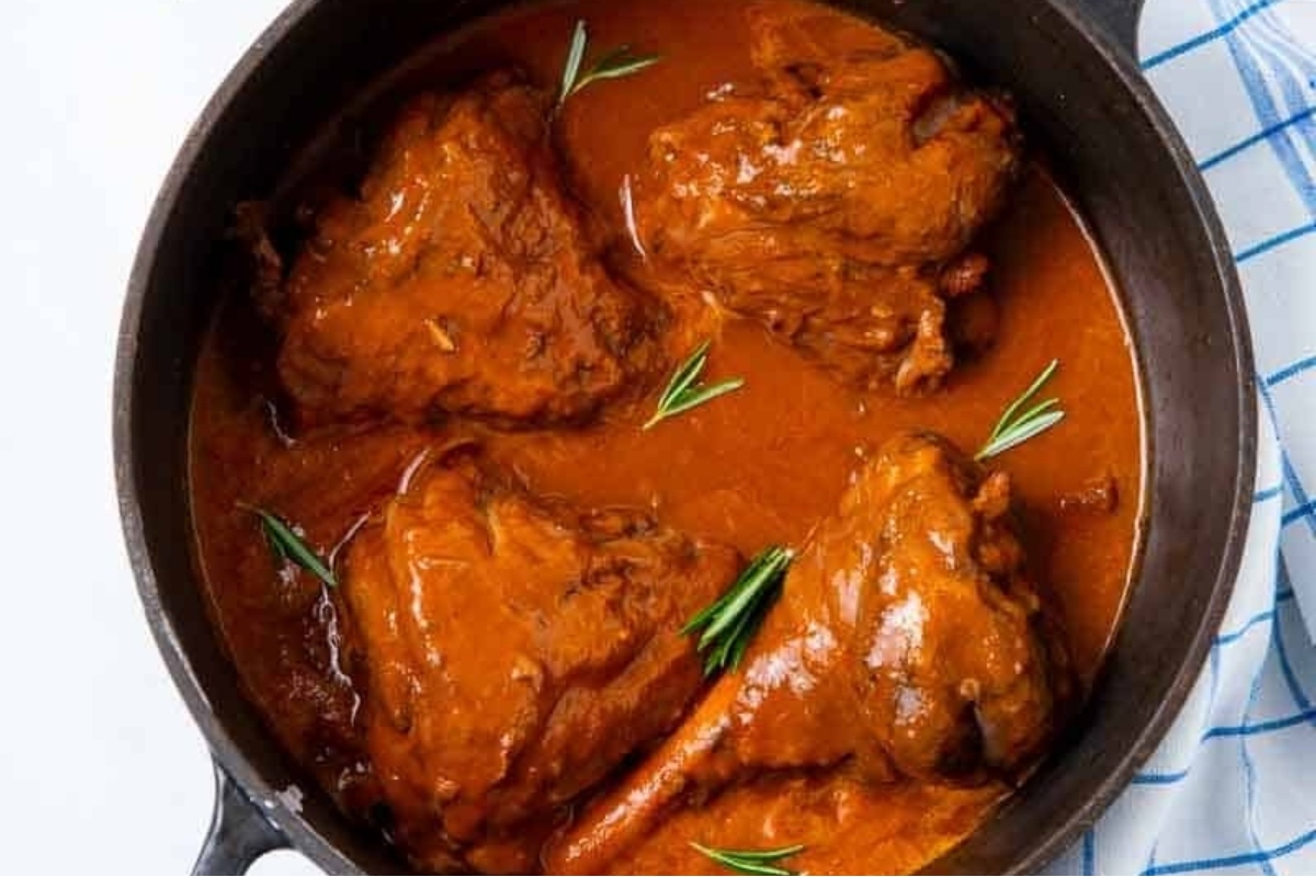 Slow Cooker Lamb Shanks