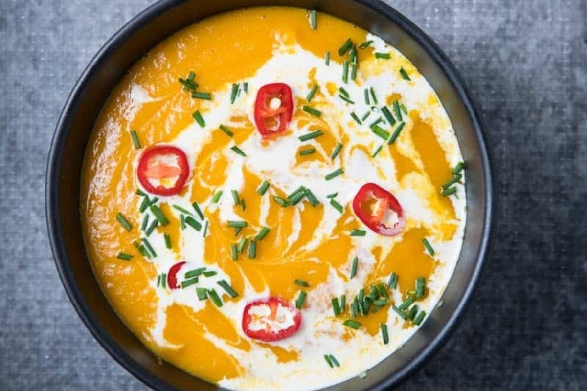 Slow Cooker Sweet Potato Soup