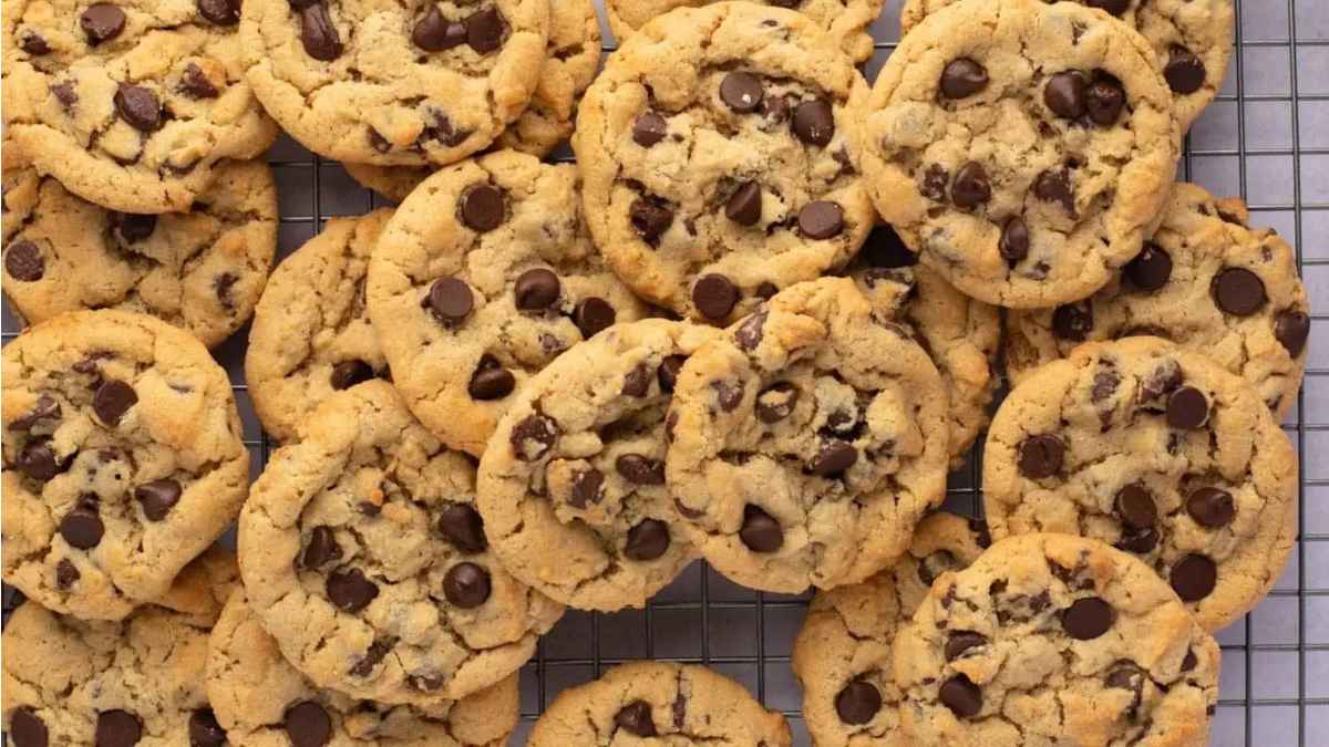 Peanut butter cookies.