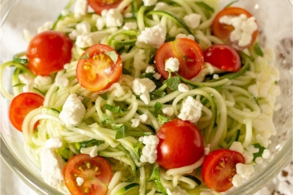 Zucchini salad with spiralizer recipes and feta cheese.