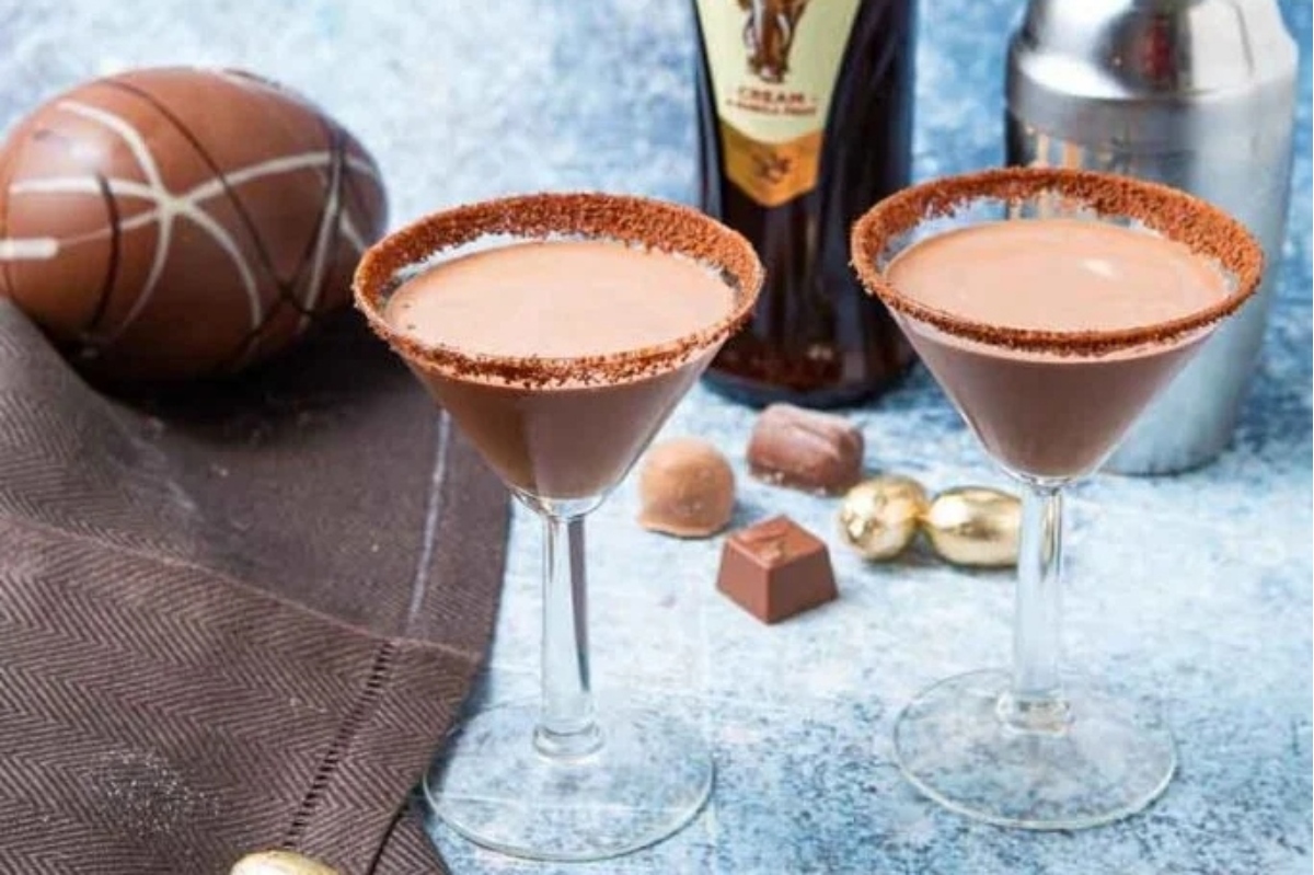 Two Valentine's Day cocktails, chocolate martini with chocolate sprinkles.
