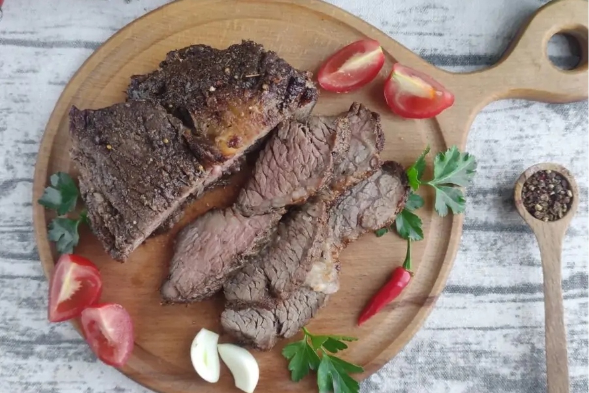 Perfectly Tender And Juicy Air Fryer Ribeye Steak.