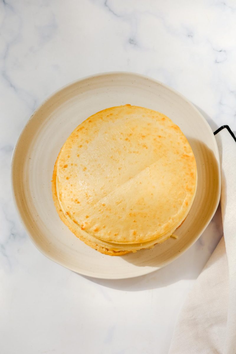 A plate of plain air fryer pancakes.