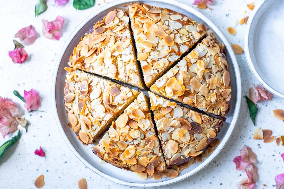 Almond Cake Recipe. 
