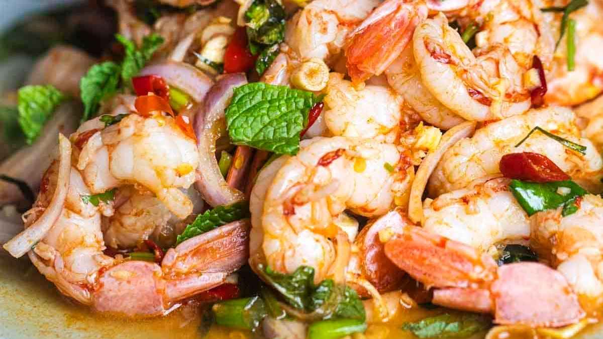 Easy Garlic Butter Shrimp Recipe.