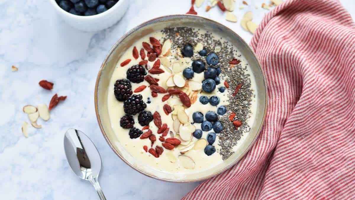 Berry Peach Smoothie Bowl.