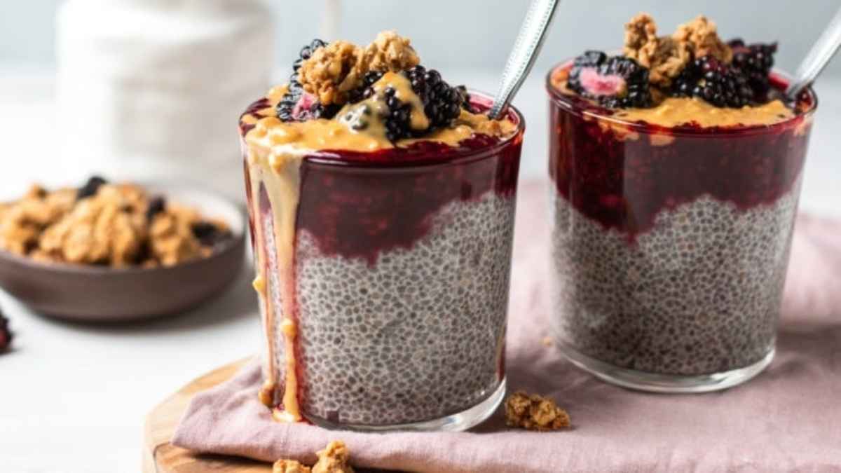 Blackberry Chia Pudding With Peanut Butter.