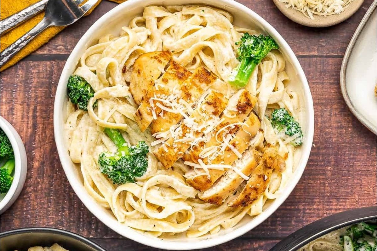 Broccoli Chicken Alfredo