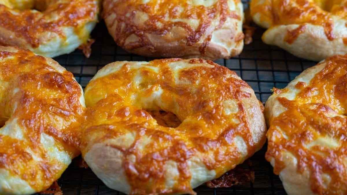 Cheddar Cheese Bagel Recipe.