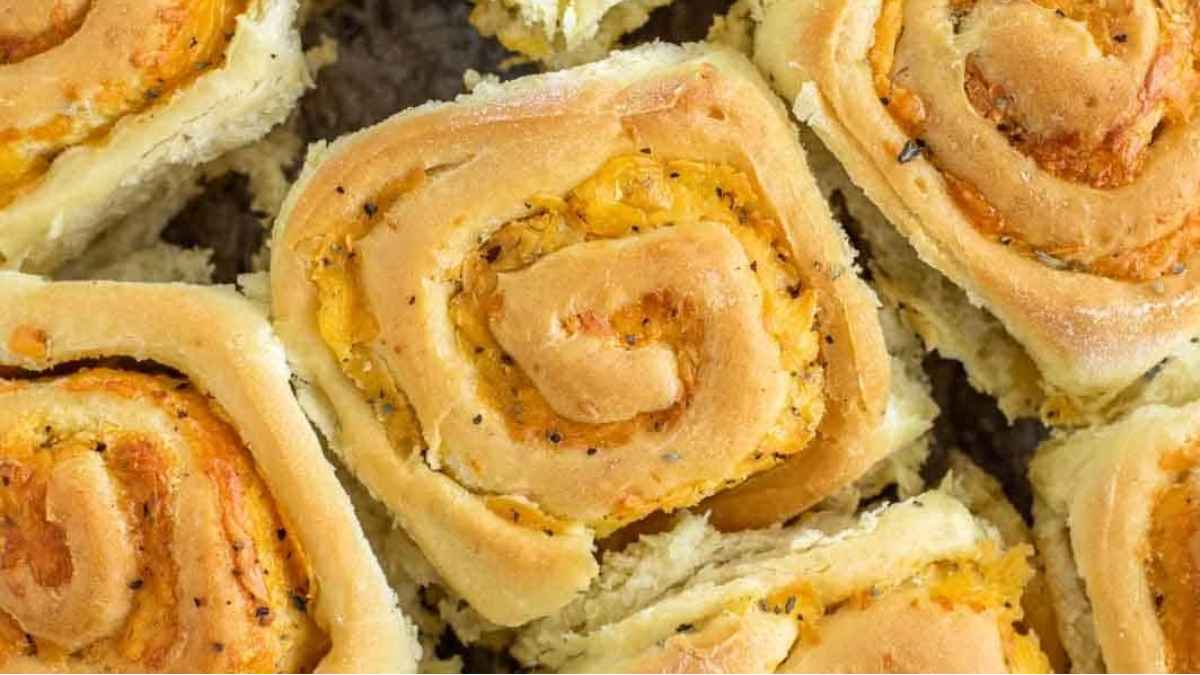 Cheese Rolls. 