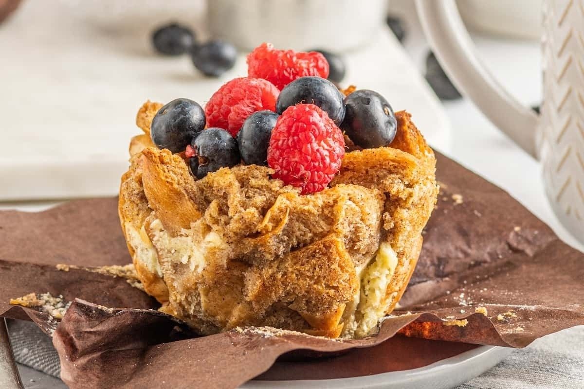 Cheesecake Stuffed French Toast Muffin Cups