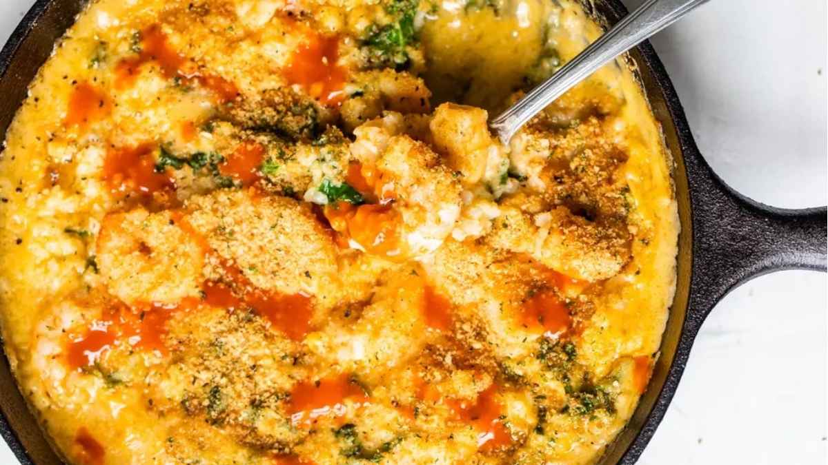 Cheesy Cauliflower Rice Skillet.