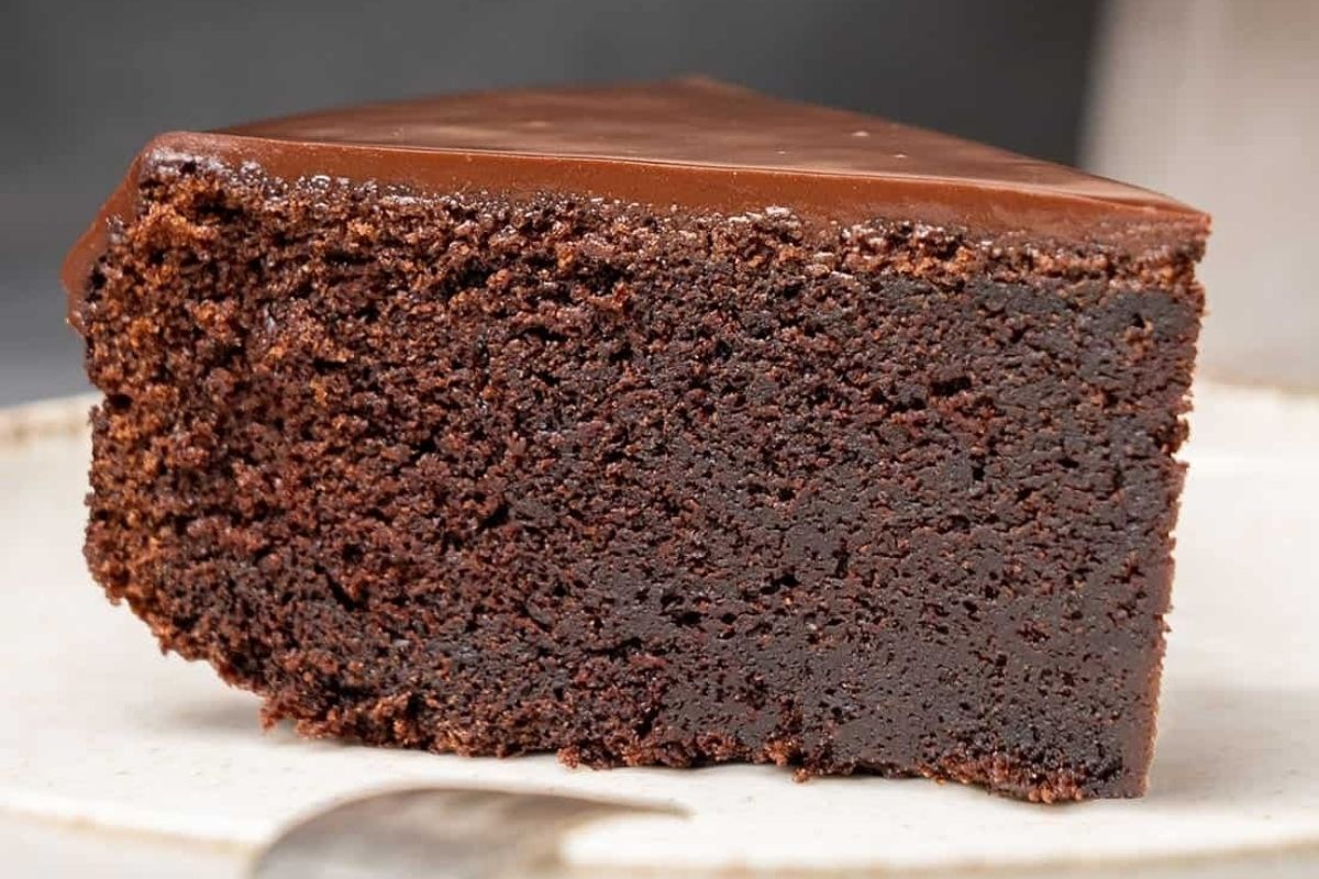 Chocolate Ganache Cake
