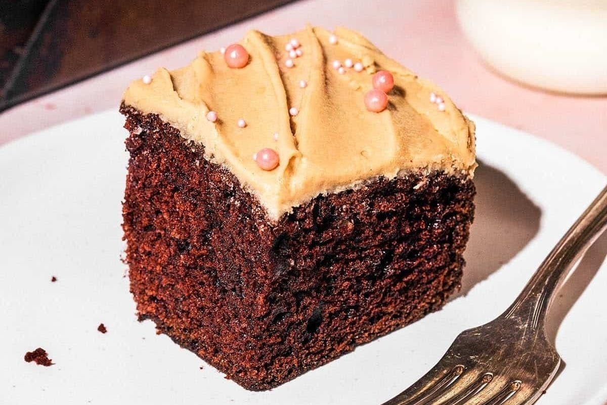 Chocolate Mayonnaise Cake