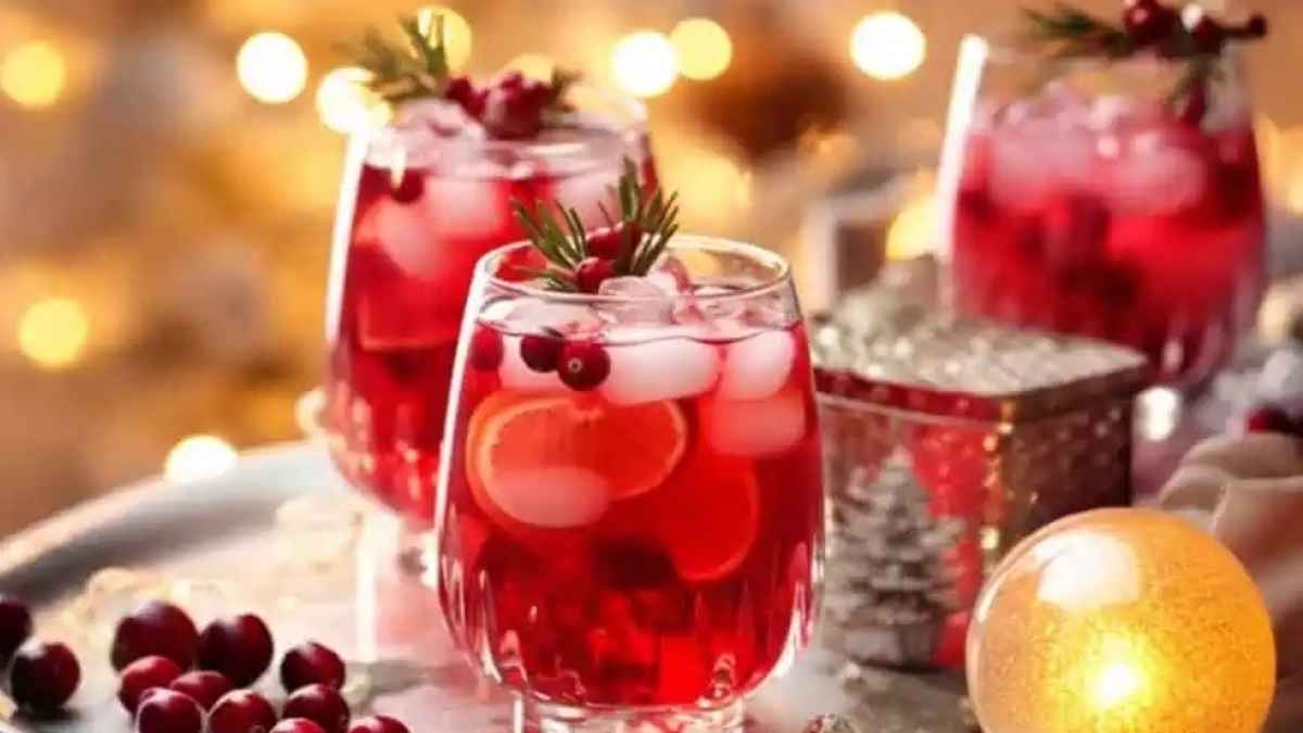Cranberry Mimosa Mocktail.