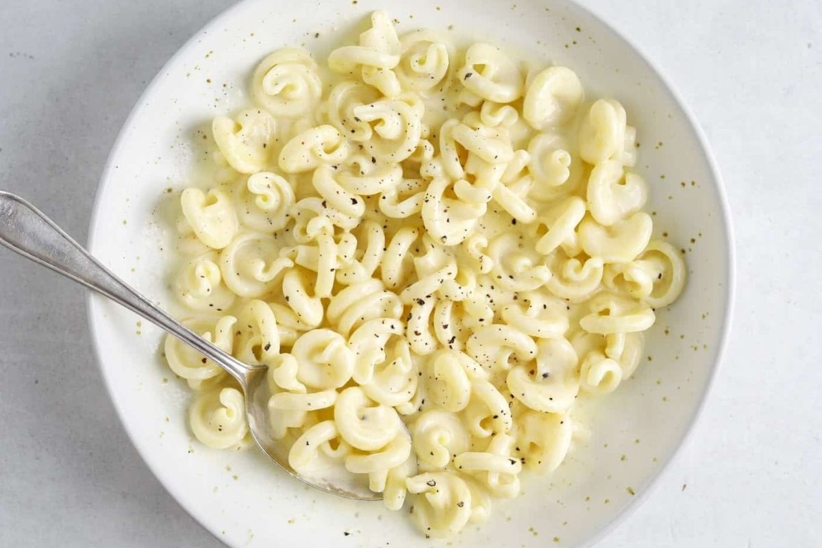 Creamy Truffle Alfredo Pasta