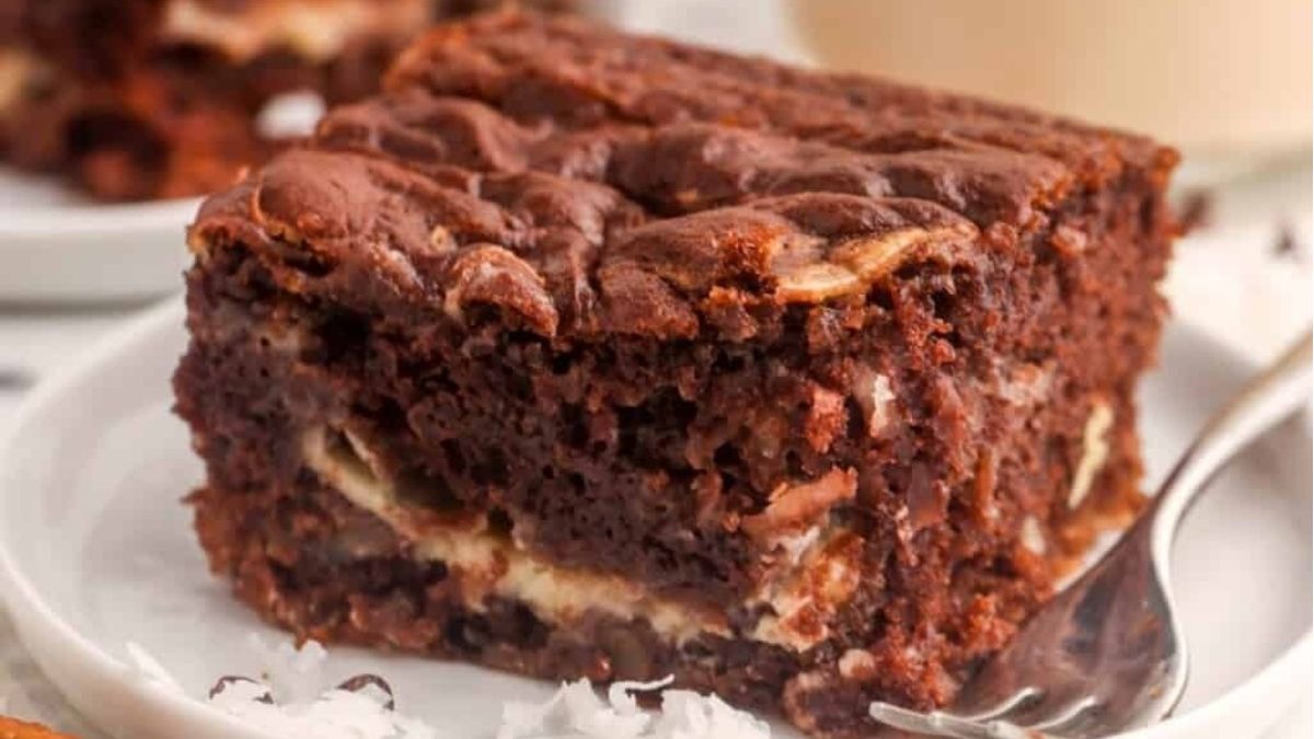 Earthquake Cake Recipe. 