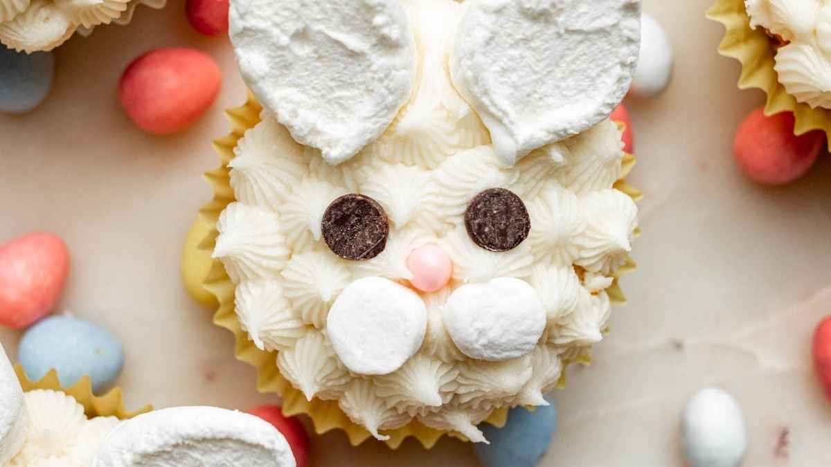 Easter Bunny Cupcakes.