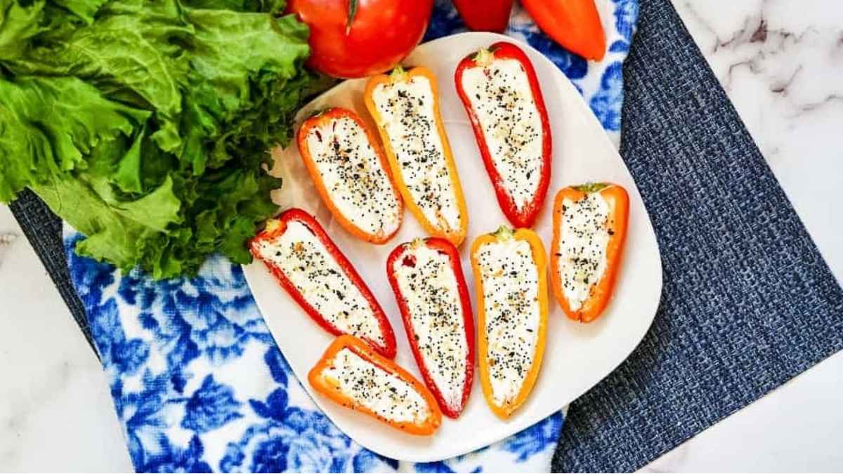 Easy Everything Bagel Cream Cheese Peppers.