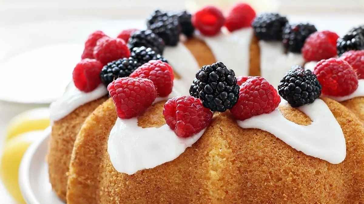 Easy Lemon Ricotta Cake.
