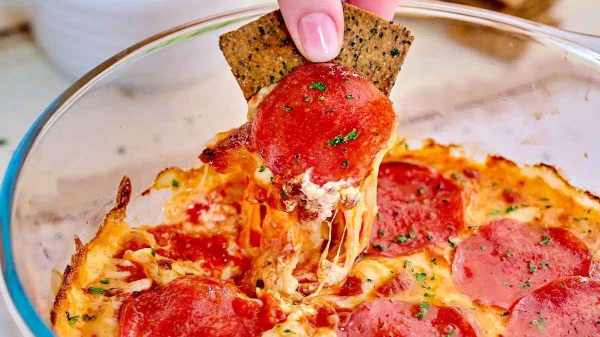 Easy Pizza Dip.