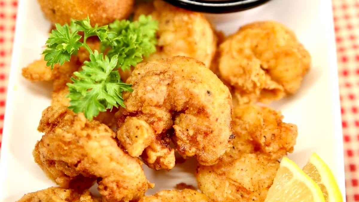 Best Fried Shrimp Recipe (Quick And Easy). 