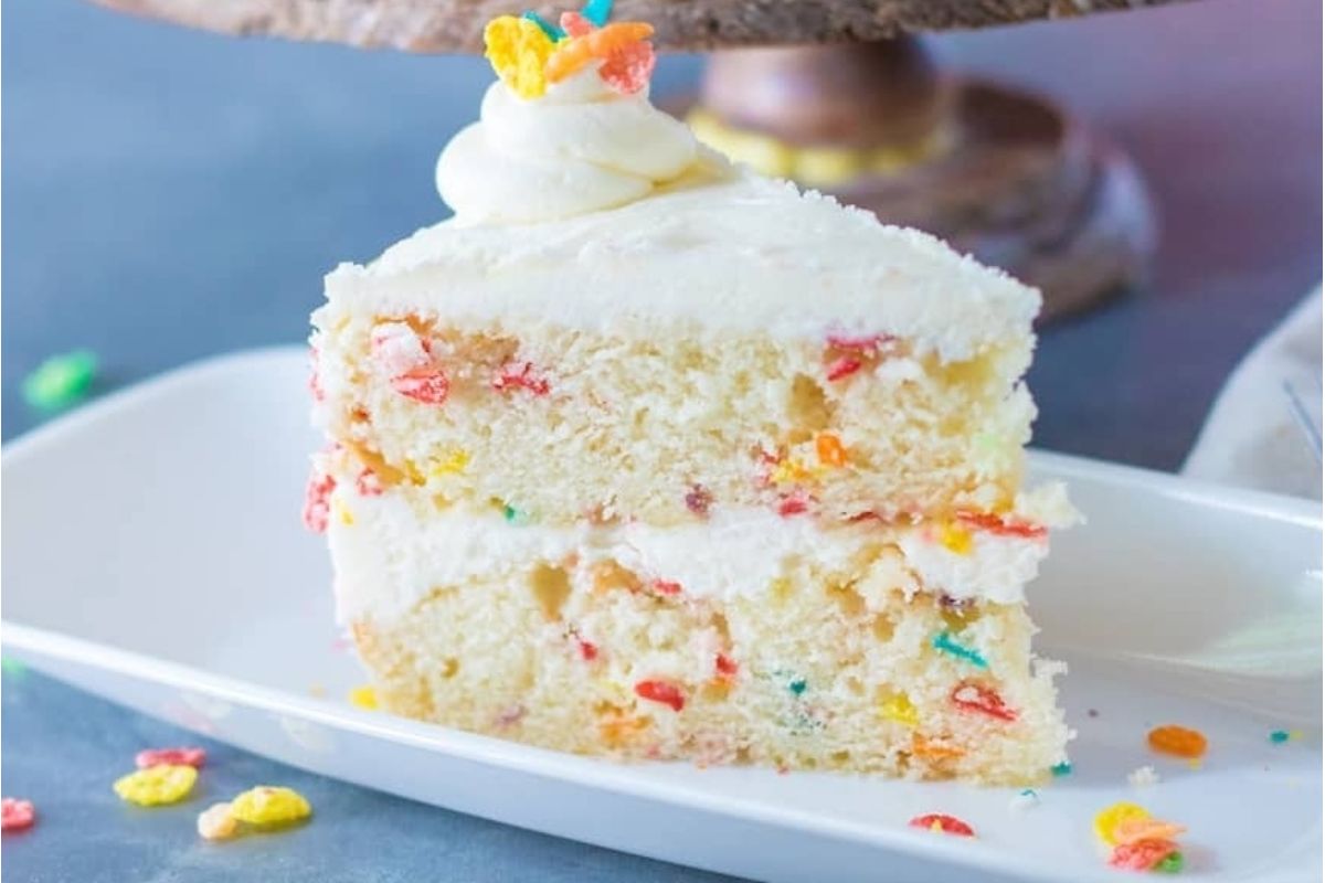 Fruity Pebbles Cake