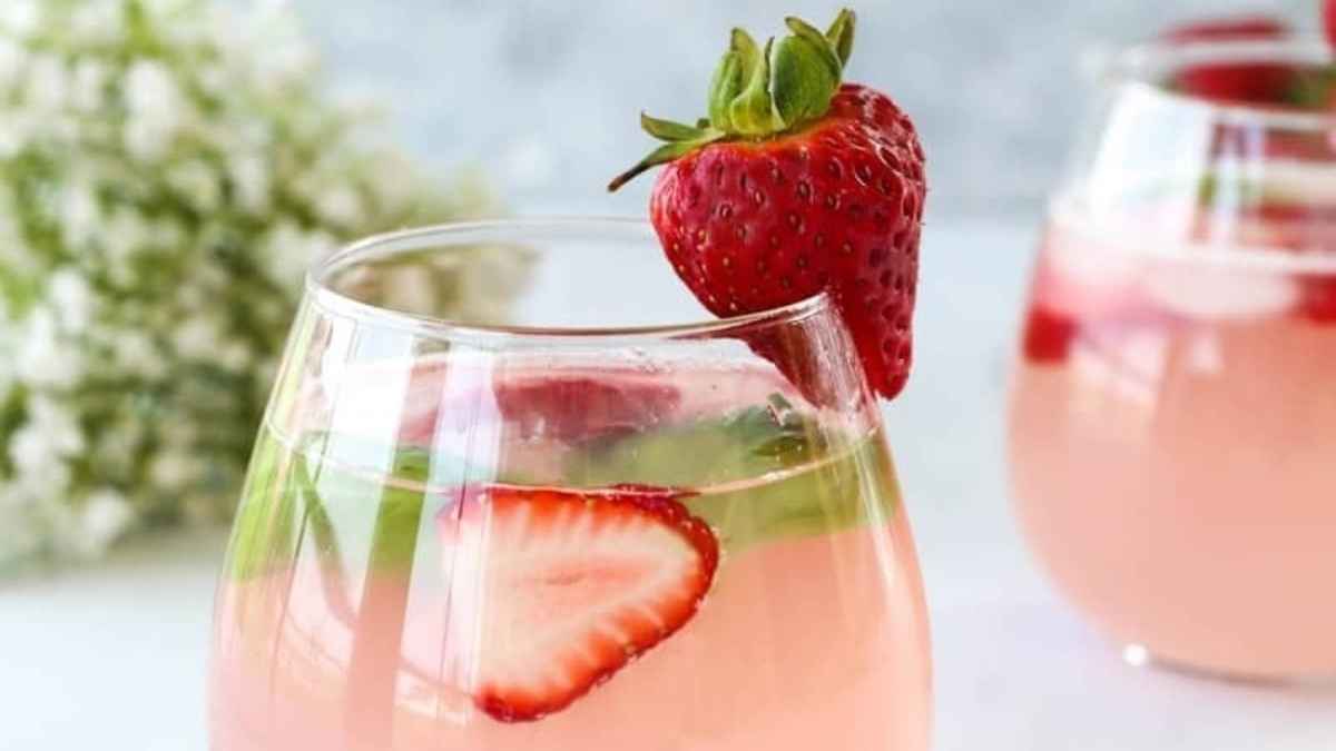 Healthy Strawberry Mocktail Spritzer.