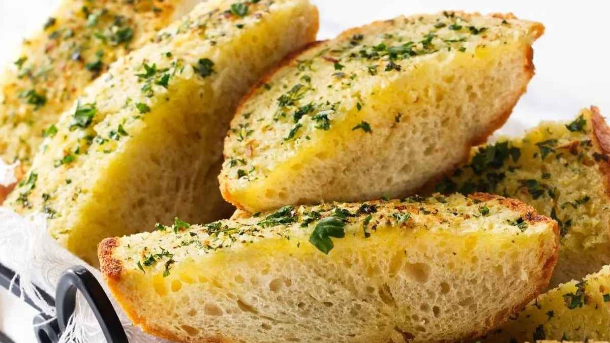 Homemade Garlic Bread: Double Garlic Goodness.