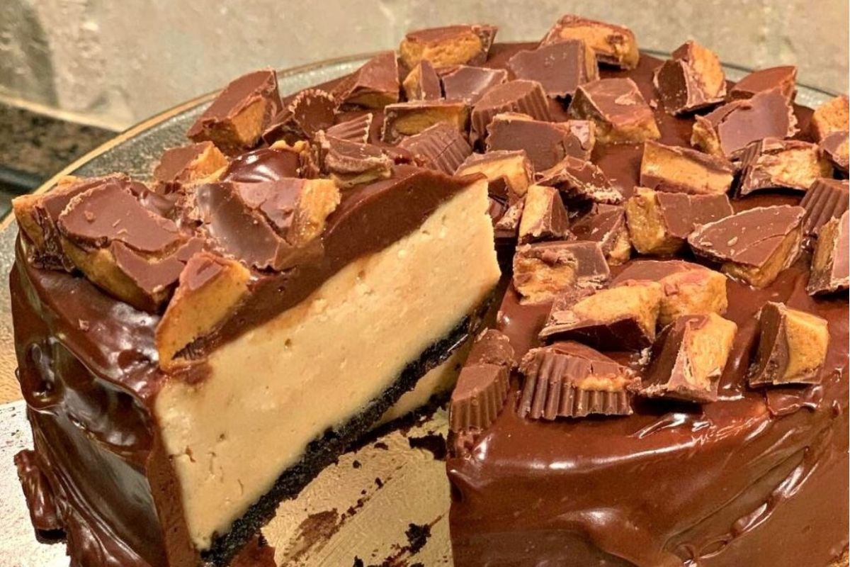 Instant Pot Chocolate Peanut Butter Cup Cheesecake
