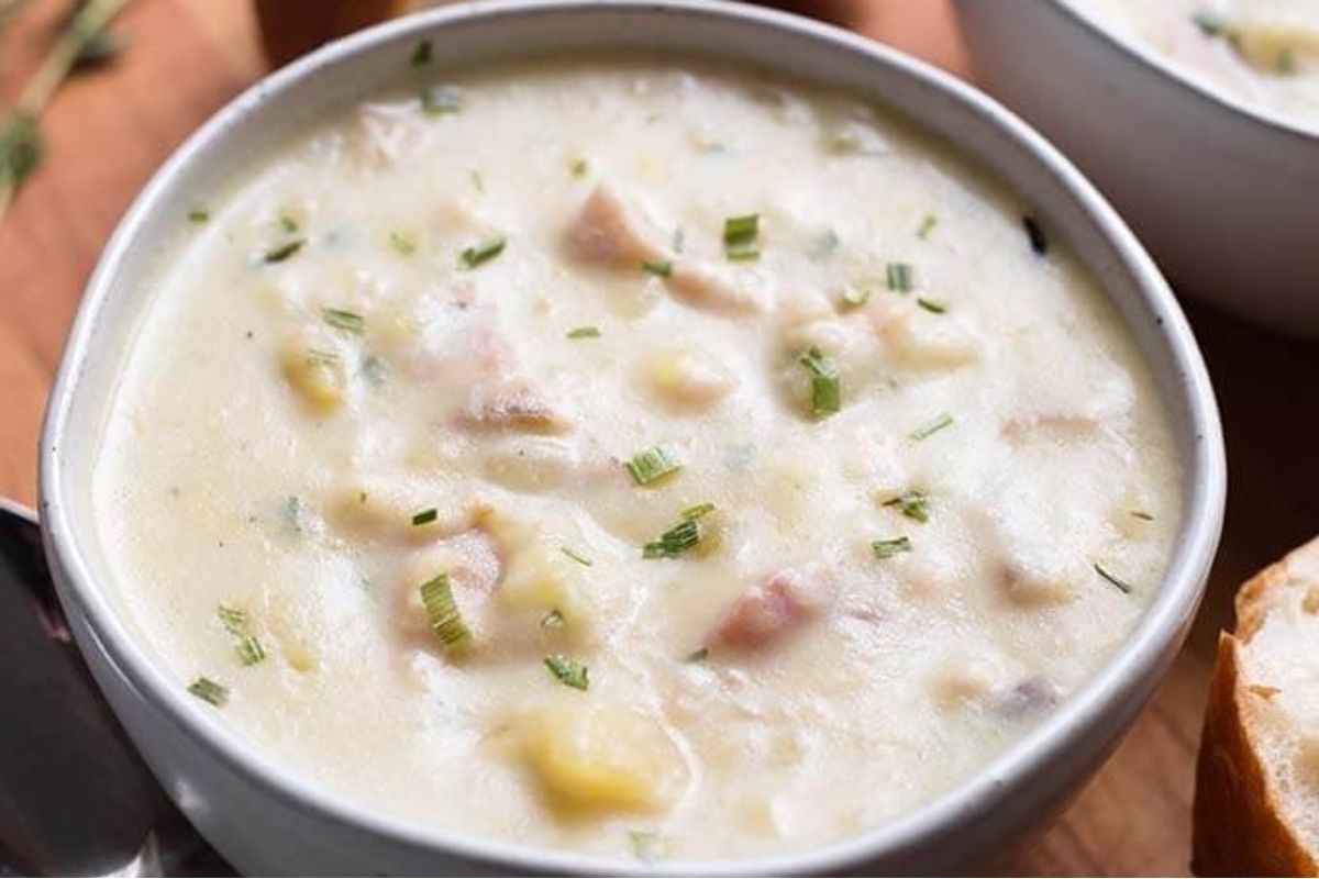 Instant Pot Clam Chowder