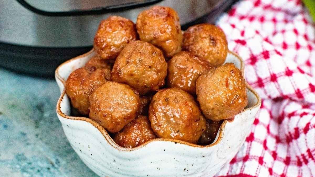 Instant Pot Grape Jelly Meatballs.