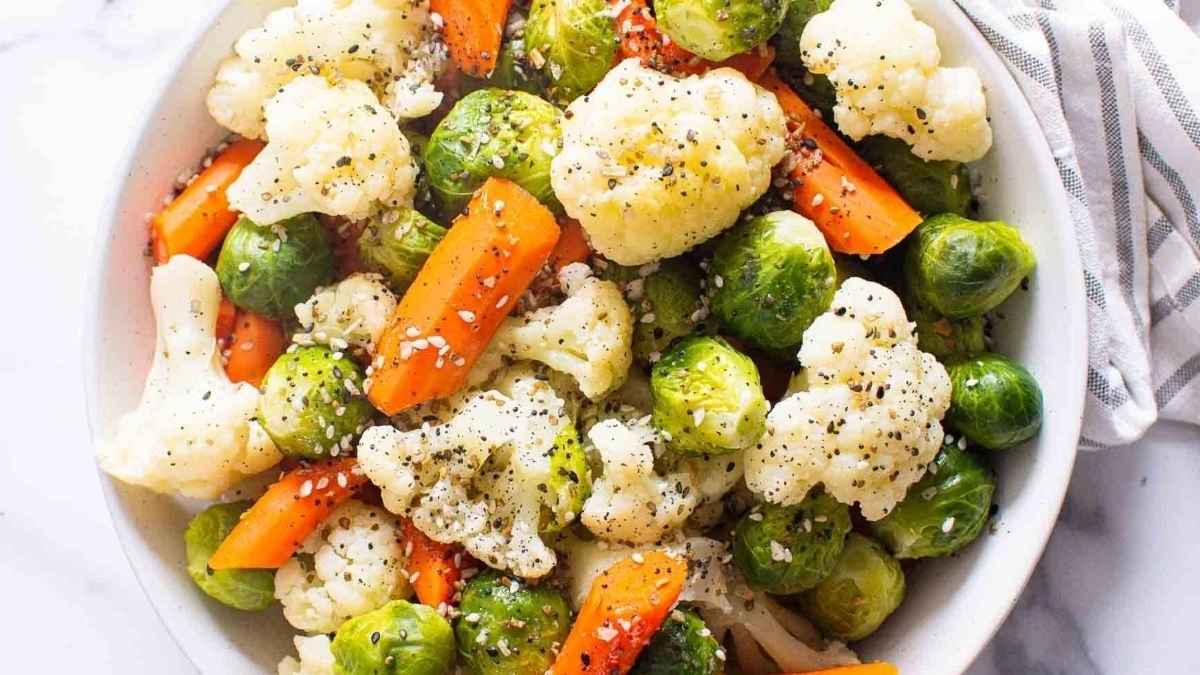 Instant Pot Steamed Vegetables.
