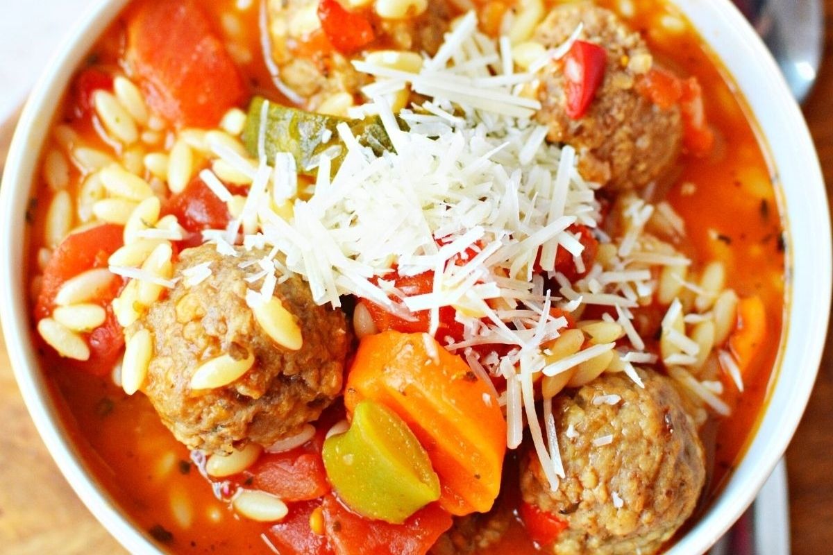 Italian Meatball Soup