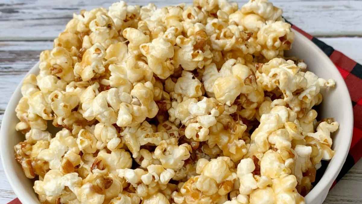 Maple Popcorn Recipe. 