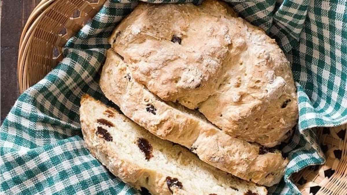 Mini Irish Soda Bread.