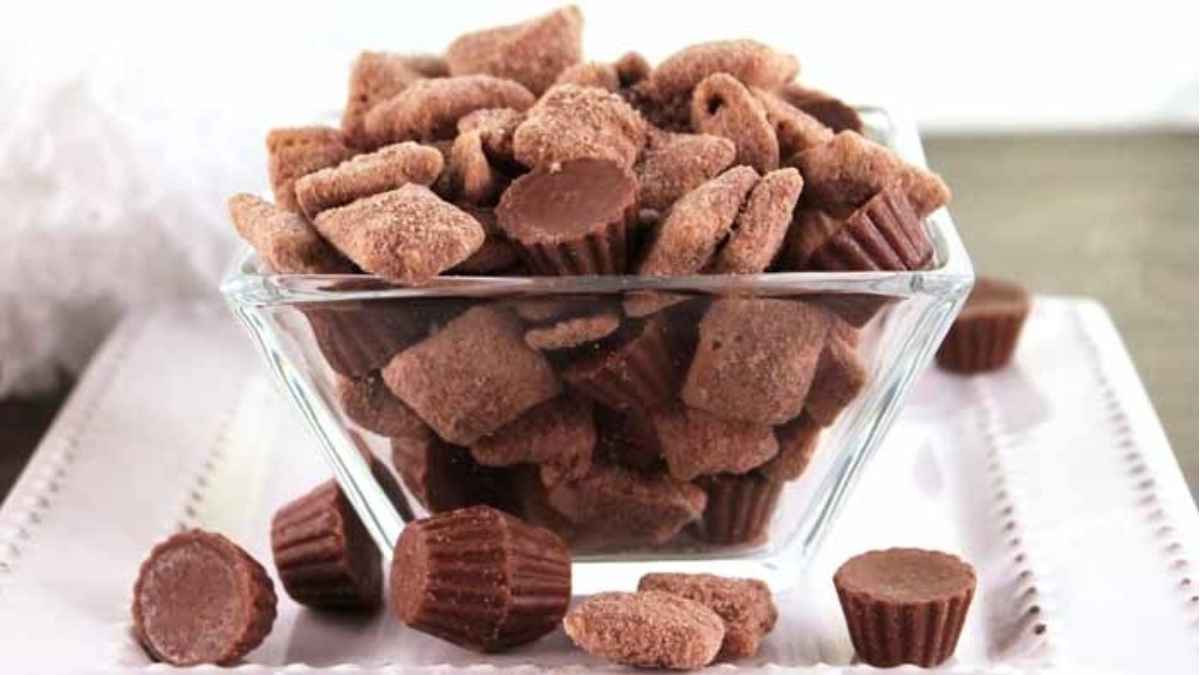 Muddy Buddy Recipe With Reese'S. 