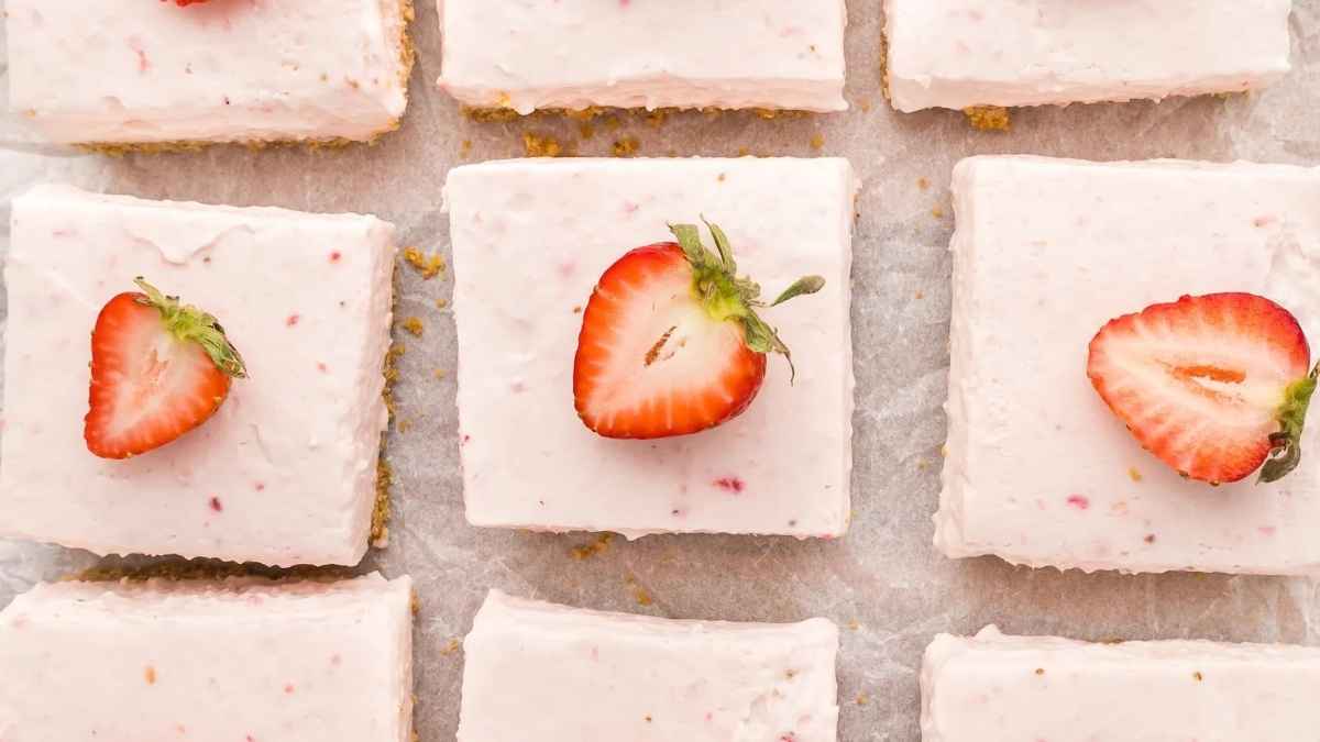 No Bake Strawberry Cheesecake Bars.
