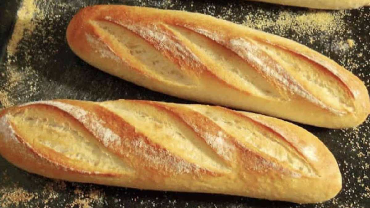 No-Knead Baguette Recipe. 