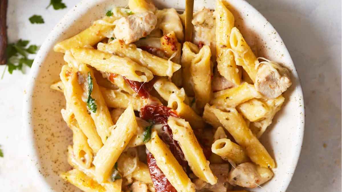One Pot Chicken Alfredo.