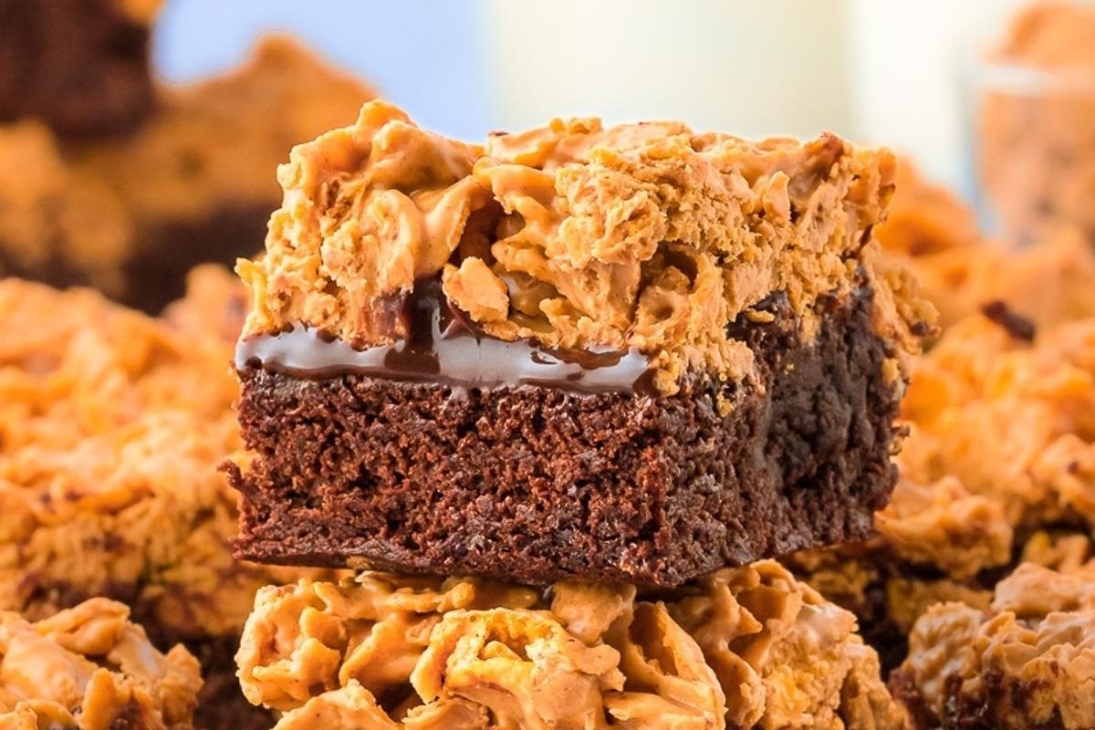 Peanut Butter Crunch Brownies
